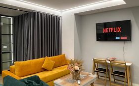 Luxury One Bedroom Apartment
