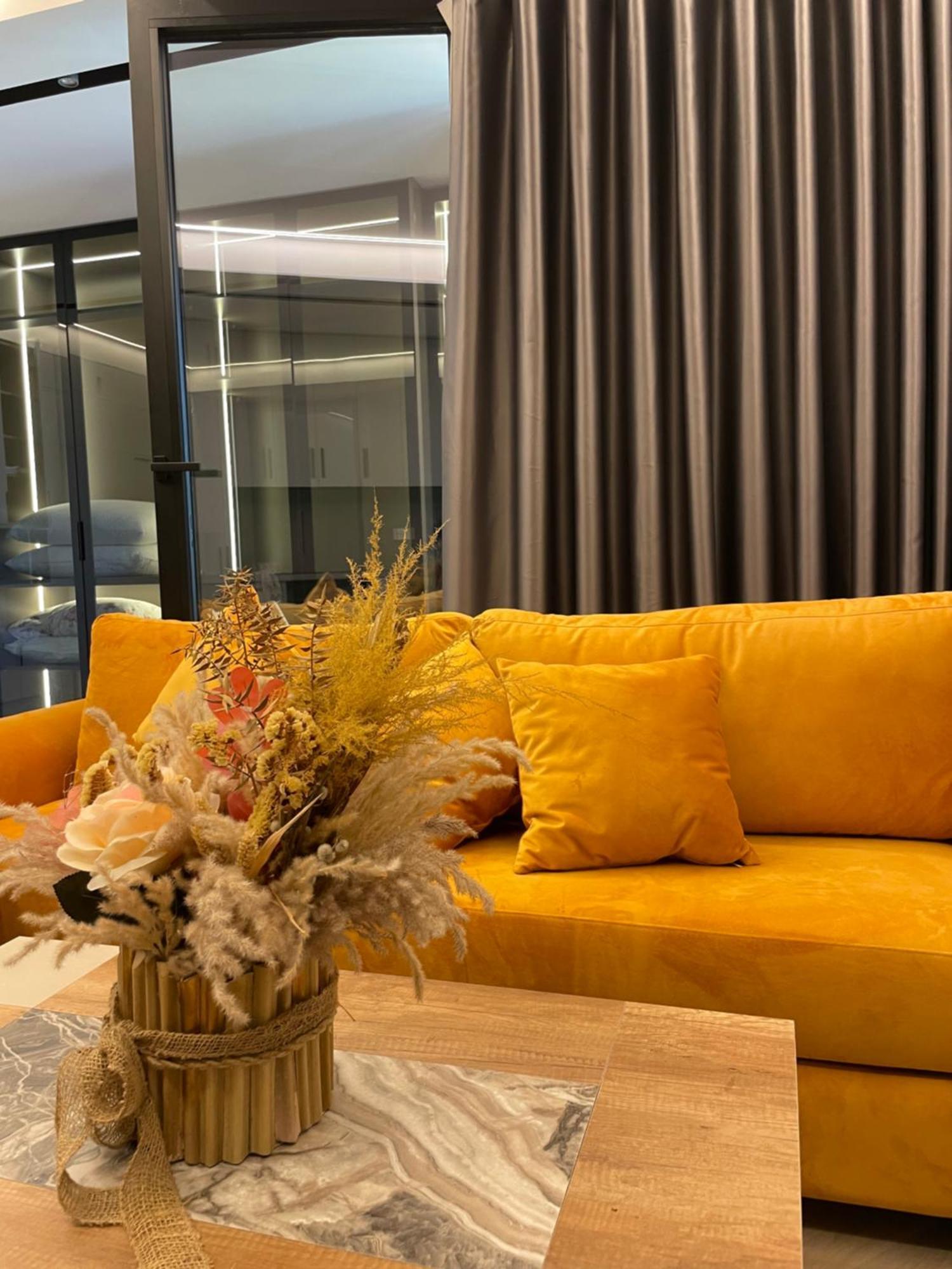 Luxury One Bedroom Apartment Tirana Exterior photo